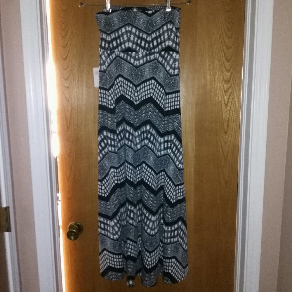 LuLaRoe Maxi Skirt XS